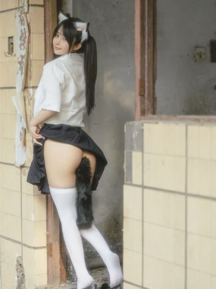 日韩中出一区_720免费在线观看